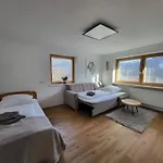 Poell Apartment *
